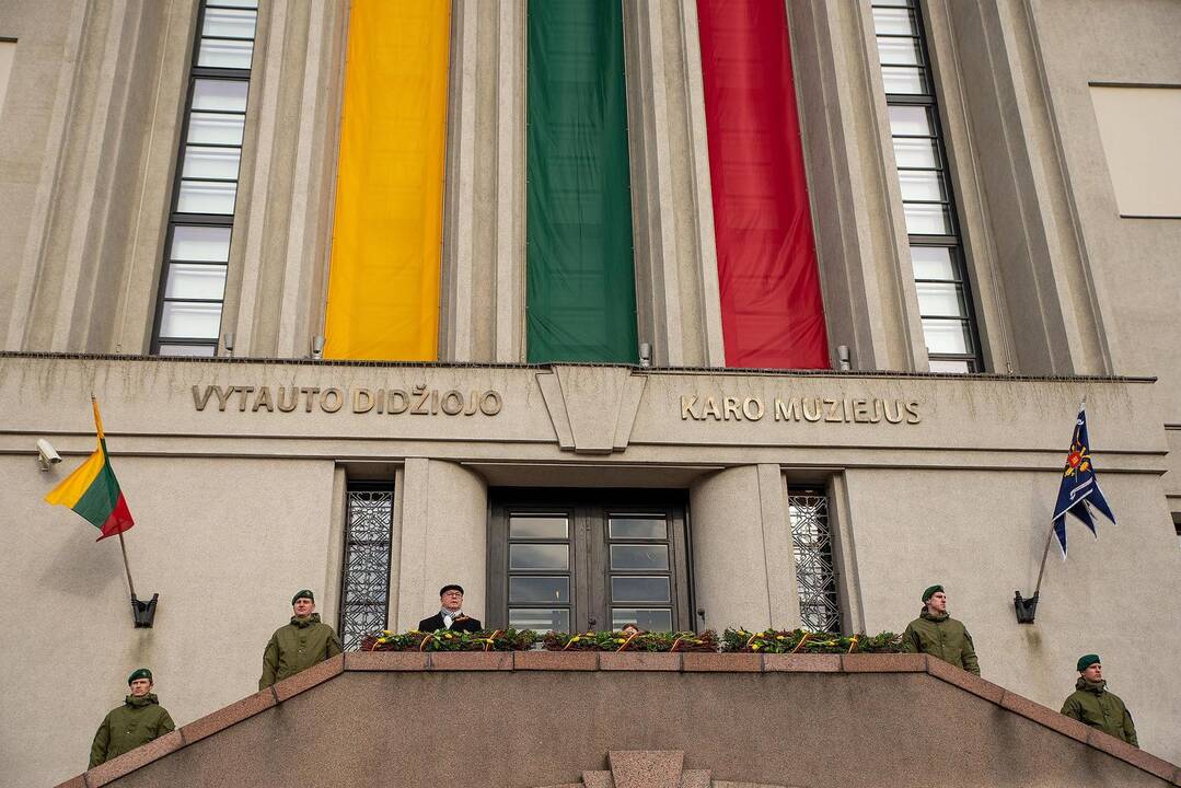 Kauniečiai švenčia Vasario 16-ąją 