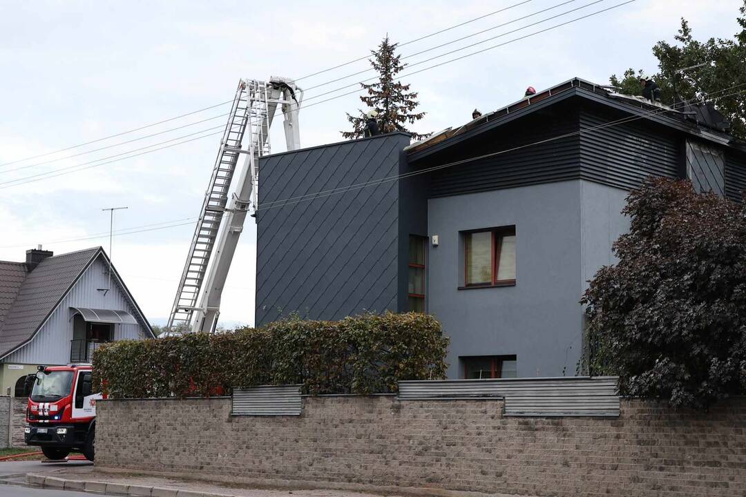 Vilijampolėje degė gyvenamasis namas