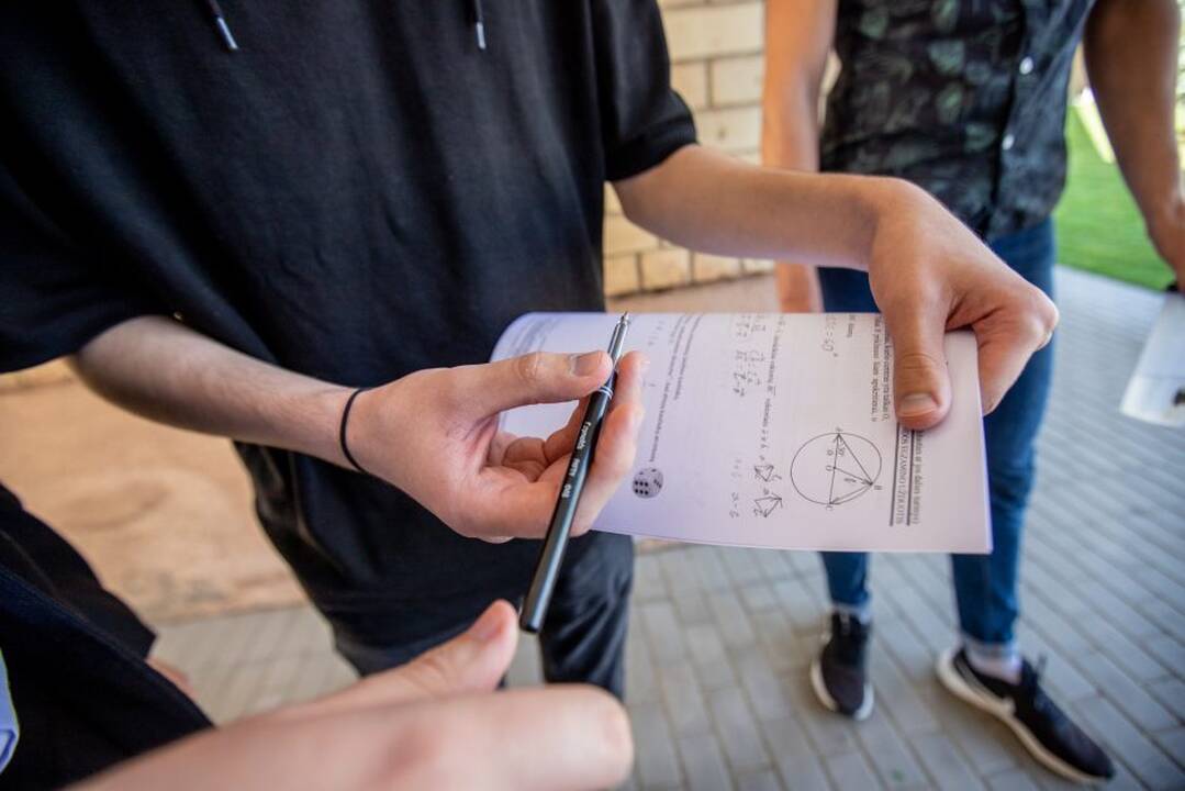 Pasididžiavimas: daugiausia šimtukų pelnė Garliavos gimnazistai