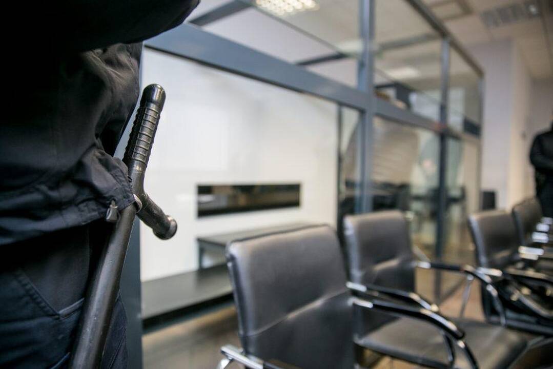 „Lapinų“ grupuotės vadeivai – teismo antausis