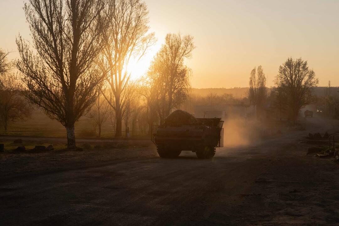 Ukrainiečių pajėgos Sumų sektoriuje atrėmė rusų šarvuotosios technikos puolimą