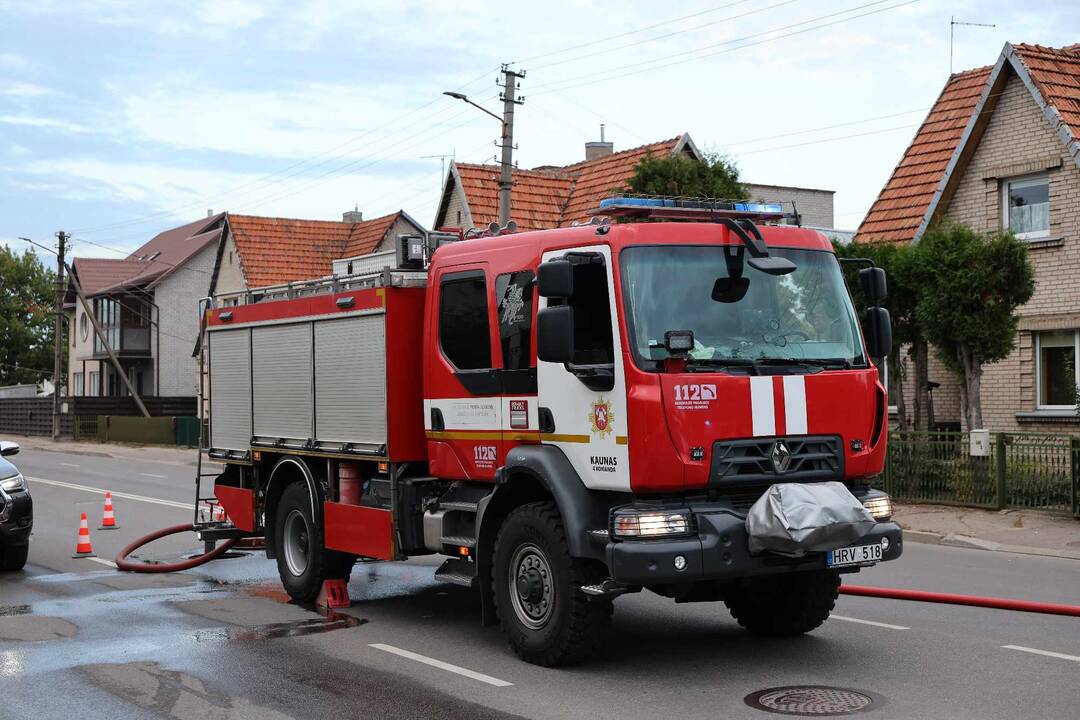 Vilijampolėje degė gyvenamasis namas