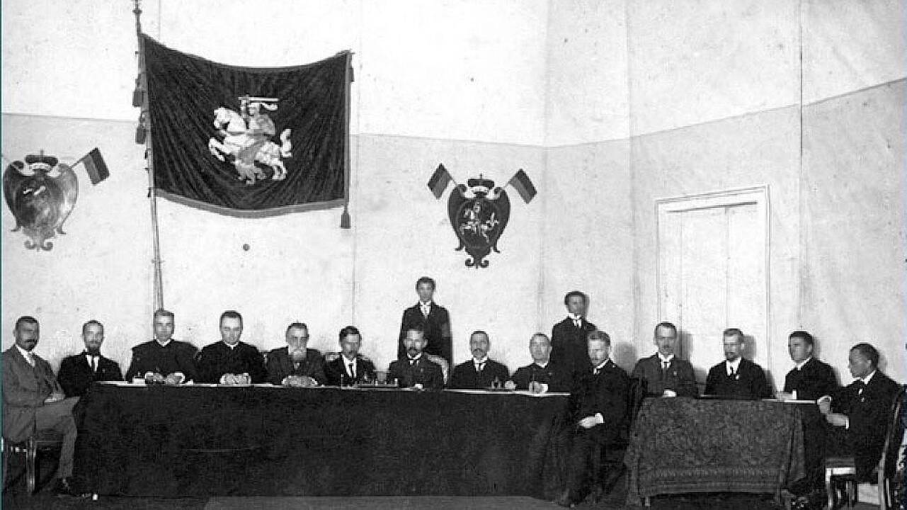 1917 m. vokiečių spauda: Lietuva, palikta viena, vargu ar iškoptų iš vaiko amžiaus