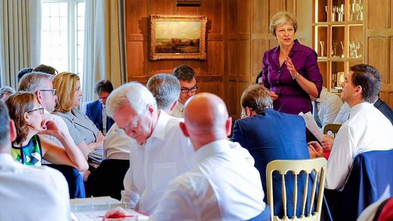 Britų ministrų kabinetas suderino strategiją dėl „Brexit“