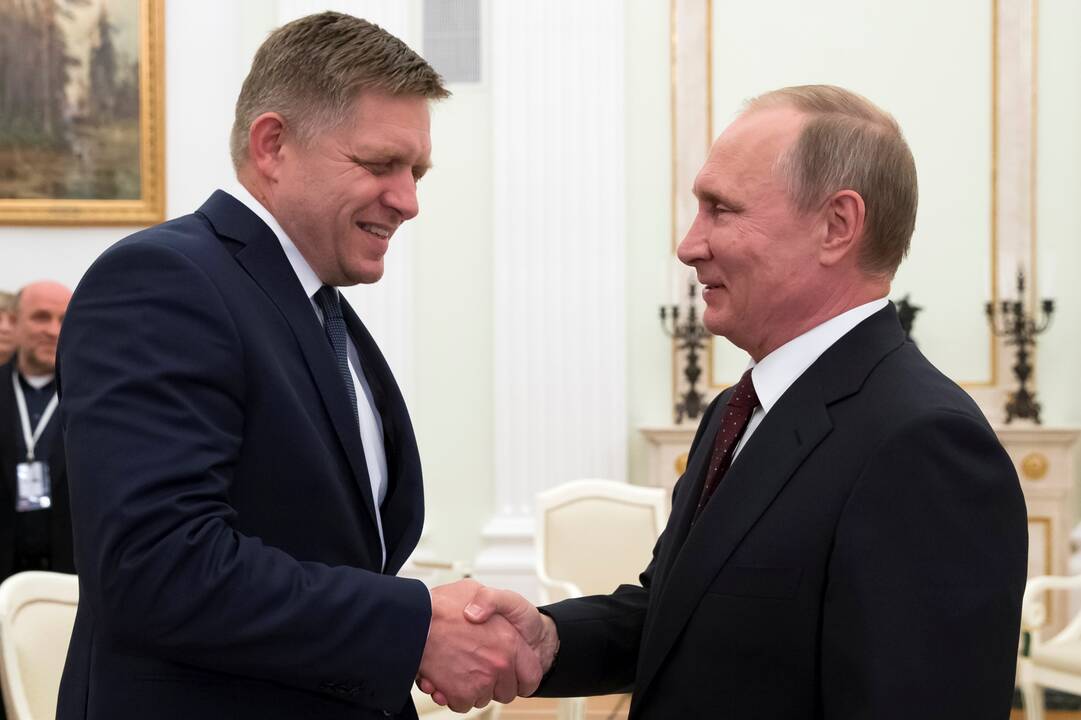 Robertas Fico ir Vladimiras Putinas
