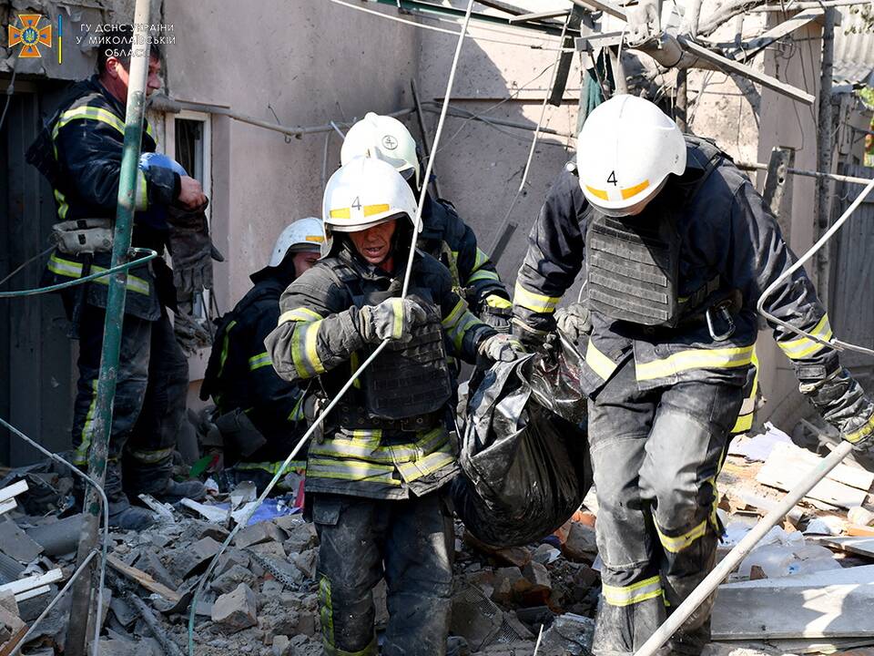 Okupantų kulkos toliau žudo Ukrainos vaikus: Mykolajivo srityje – aštuonmečio mirtis
