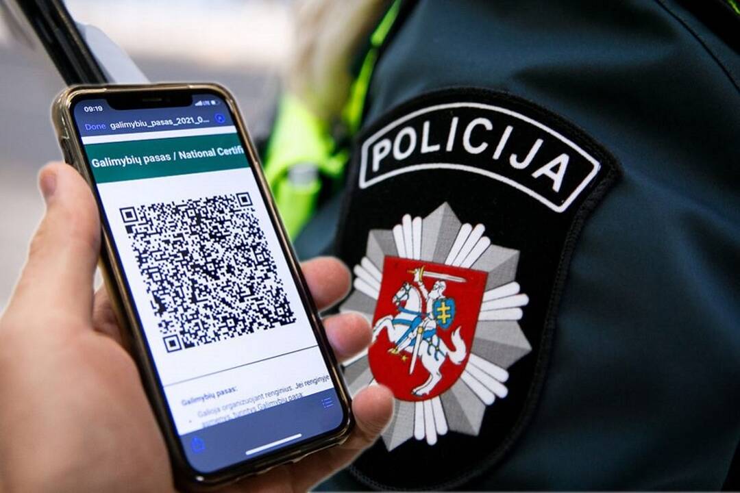Kaunietis įkliuvo su svetimu „gpasu“: patikrinus kišenes paaiškėjo ir dar viena nuodėmė