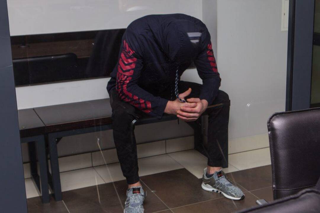 Bailys: nors teisiamasis neigia tyčia sužalojęs sūnų, jis aklinai slepia veidą nuo žiniasklaidos.