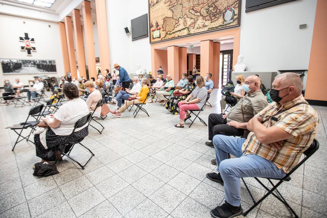 Laikotarpis: istorikas N.Černiauskas kviečia mintimis nusikelti į lemtingą vasarą prieš daugiau nei 80 metų.