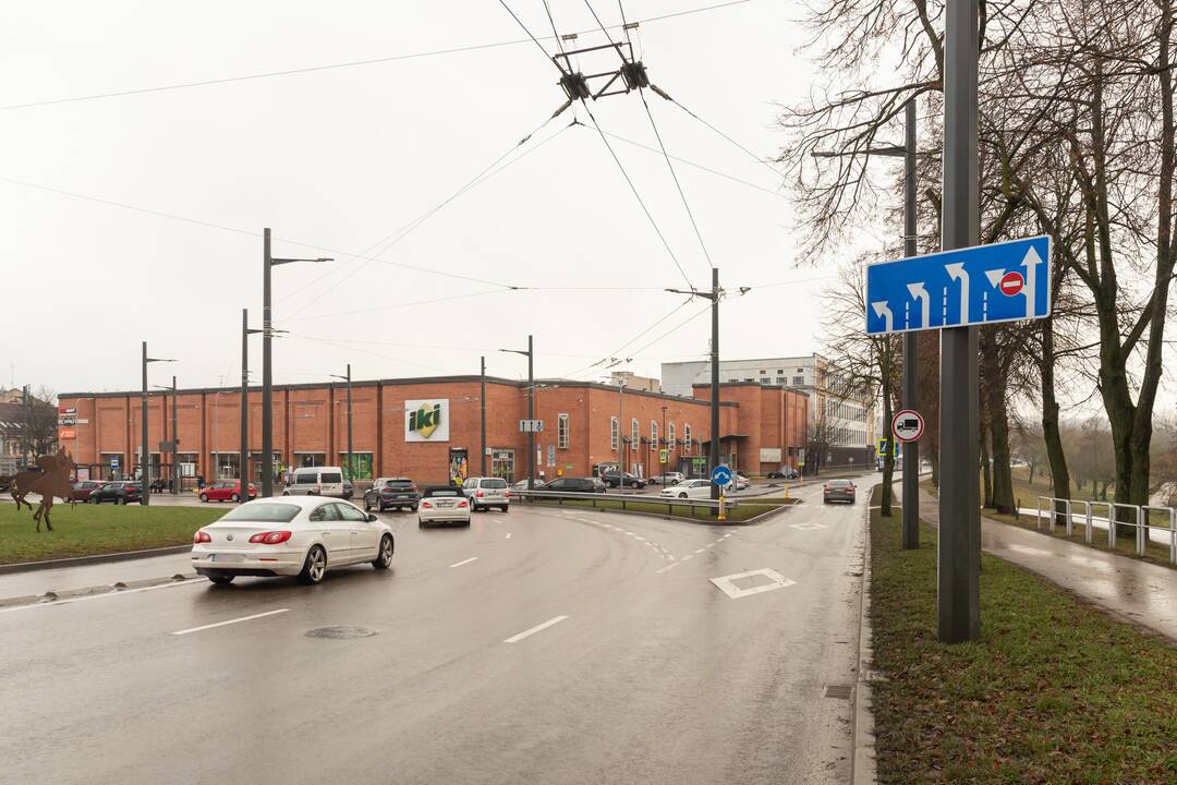 Eismas: tikimasi, kad apkomestinus įvažiavimą į Senamiestį, sumažės automobilių tranzitas ir oro tarša.