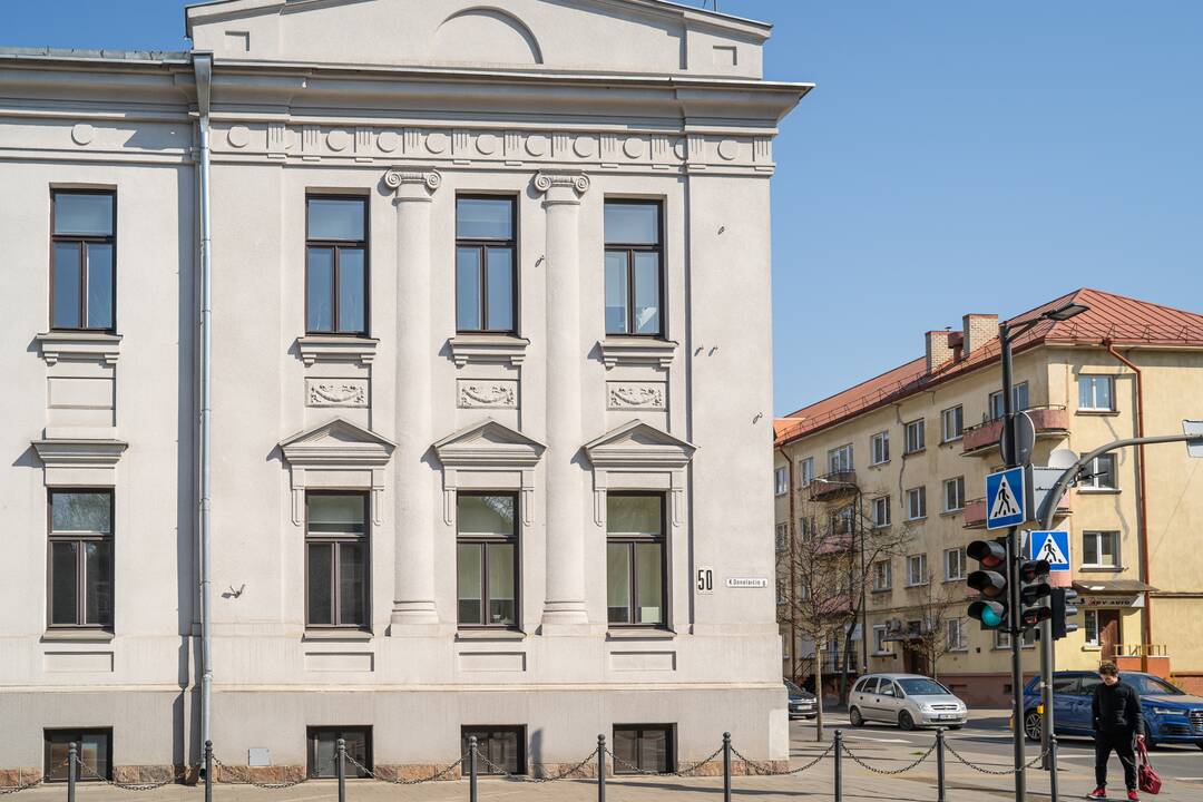 Kasdienybė: miesto gyvenimo rutina kartais nustelbia K. Donelaičio gatvės unikalumą ir ji gali pasirodyti tarsi mažai kuo išsiskirianti. 
