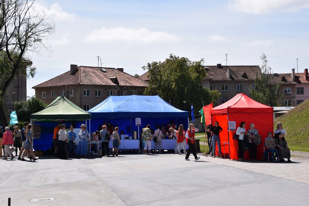 Šeimos ir bendruomeniškumo šventė „Pas ką mes eisime?“