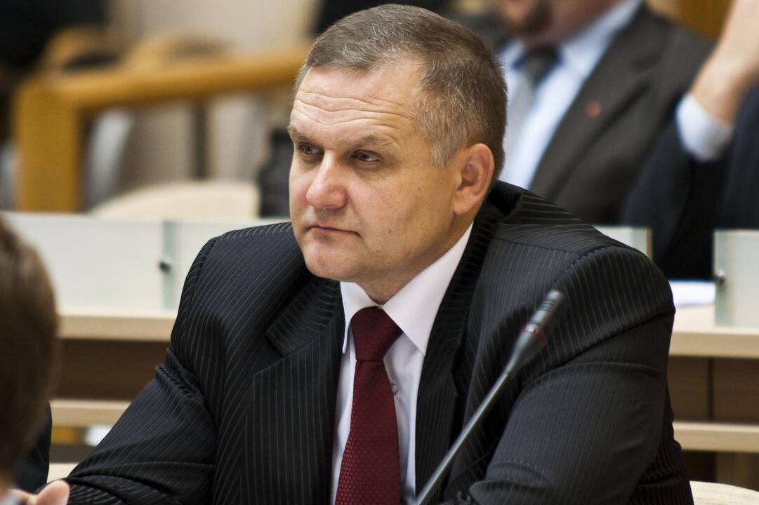 Nusižengimas: A.Tepelys įtariamas nevykdęs pareigūnų reikalavimų.