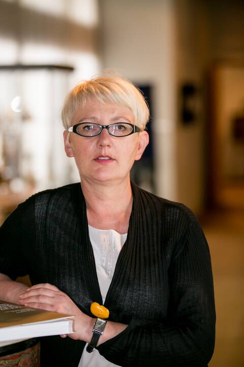 Mastas: prieš galerijos erdves užleidžiant statybininkams, į laikinus namus turės iškeliauti apie 100 tūkst. čia saugomų meno kūrinių.