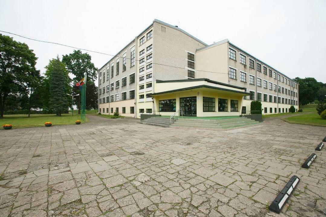 Šv. Mato gimnazija