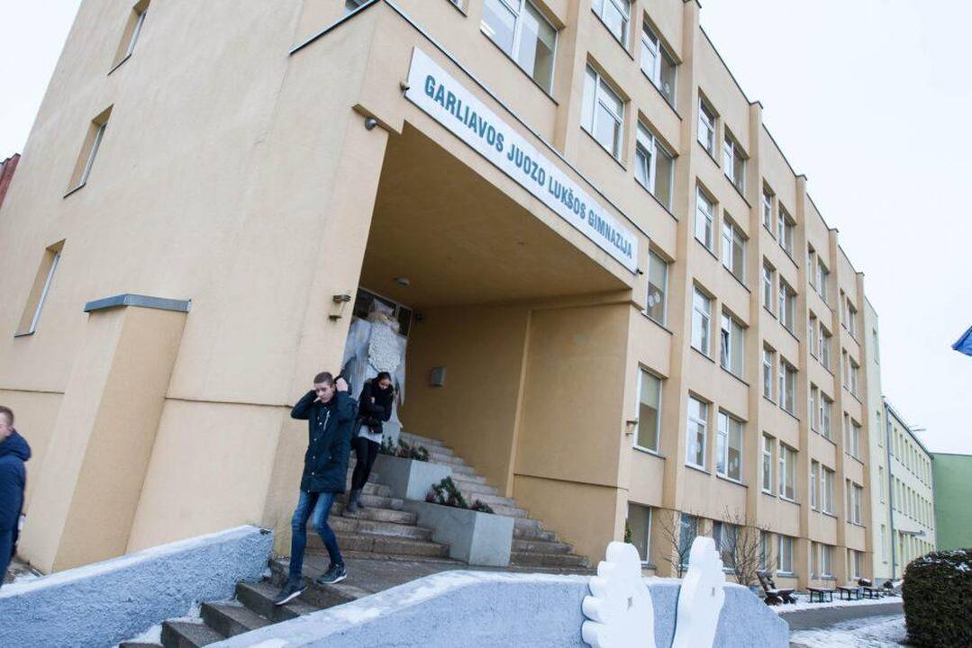 J. Lukšos gimnazija