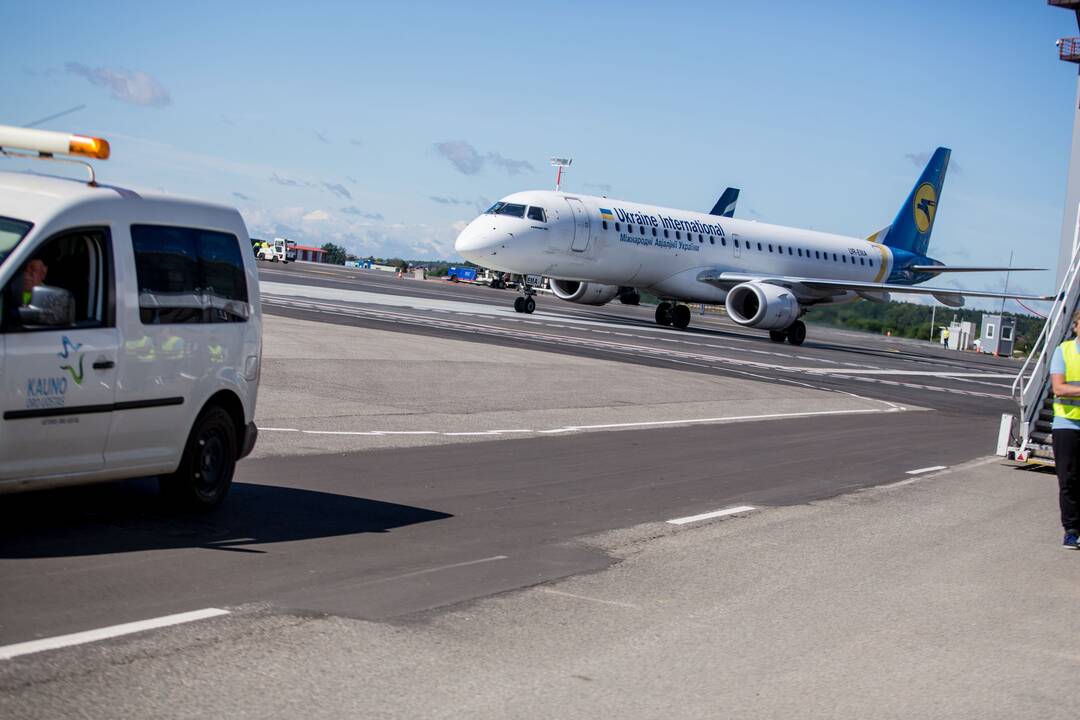 Prognozė: Lietuvos oro uostuose spartesnio keleivių srauto augimo laukiama antrąjį ketvirtį.