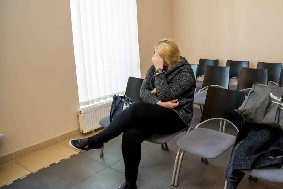 V. Karčinskaitė ir O. E. Ayotunde 