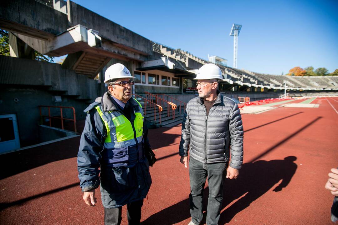 Darbo inspekcijos vizitas rekonstruojamame Kauno stadione