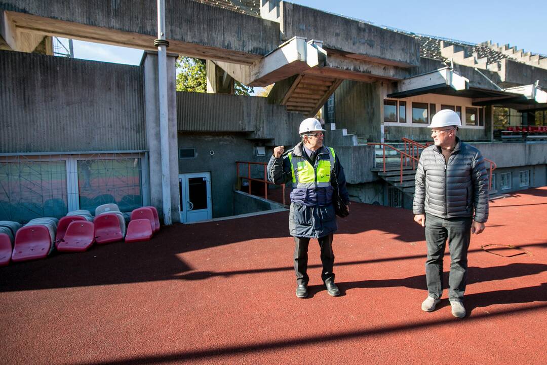 Darbo inspekcijos vizitas rekonstruojamame Kauno stadione