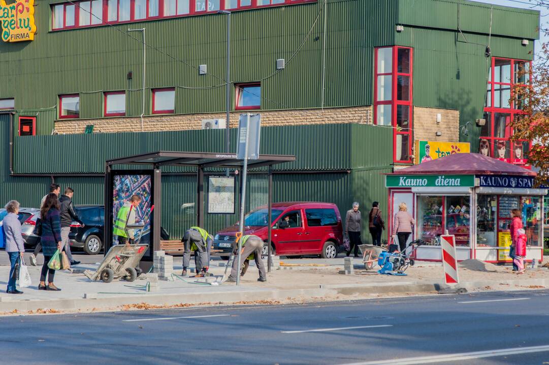 Darbai: Savanorių prospekte šiemet bus užbaigtas dviračių takas, o kitais metais toliau bus tvarkoma važiuojamoji kelio dalis.