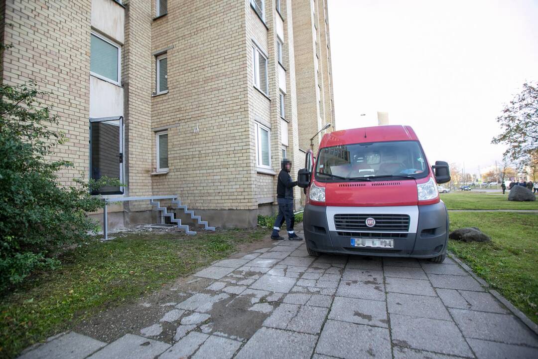 Paskirtis: butas keičiamas į odontologijos kabinetą.