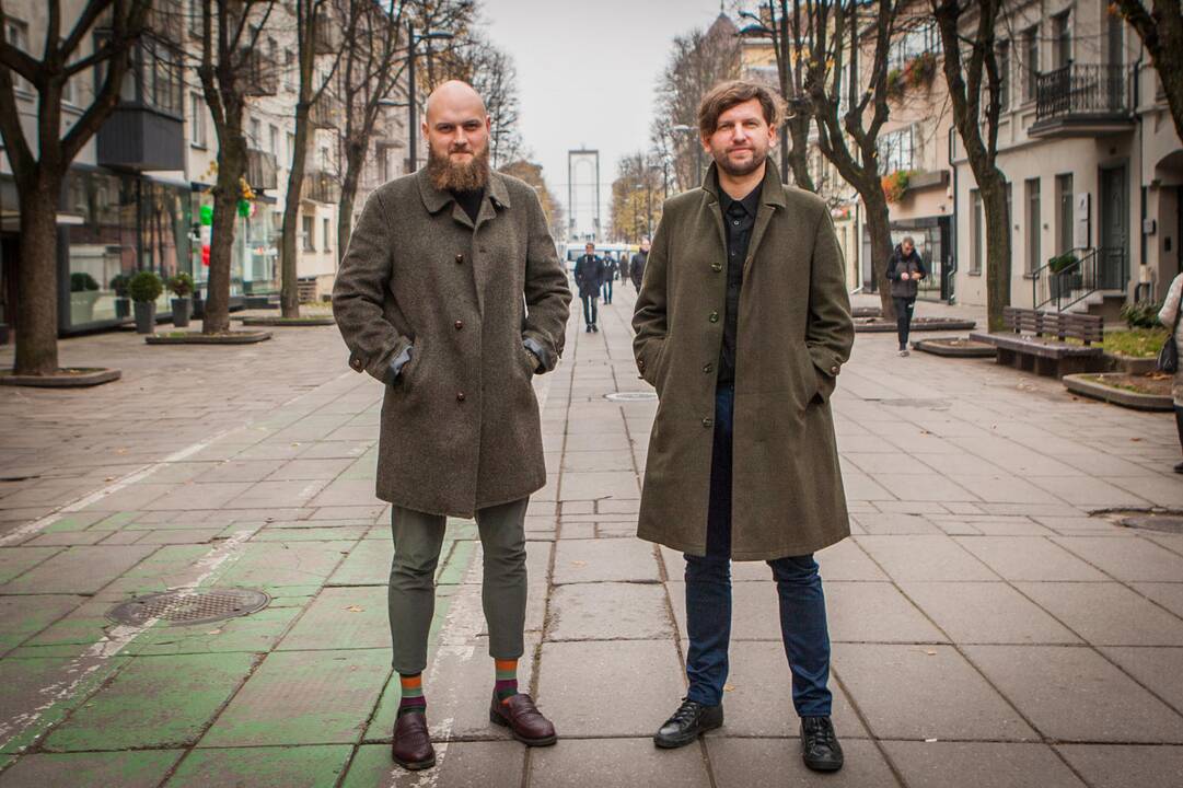 Sugrįžimas: "Kaunas labai pasikeitė, mes – taip pat", – sako santykius su gimtuoju miestu atnaujinti pasiryžęs duetas "Golden Parazyth".