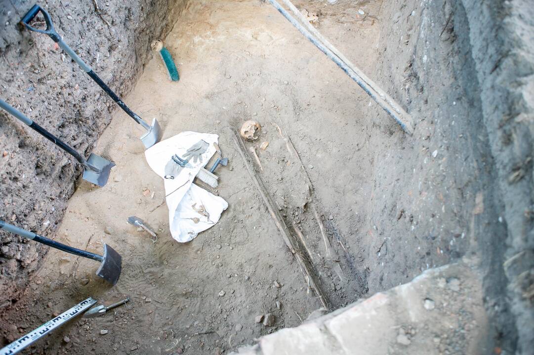 Archeologiniai kasinėjimai Muzikinio teatro sodelyje 