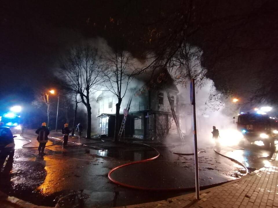 Namo gaisras Savanorių prospekte