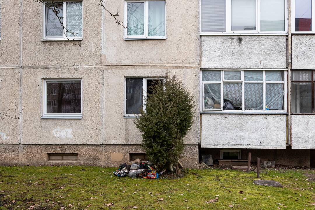 Šiaurės pr. daugiabutyje kilo gaisras