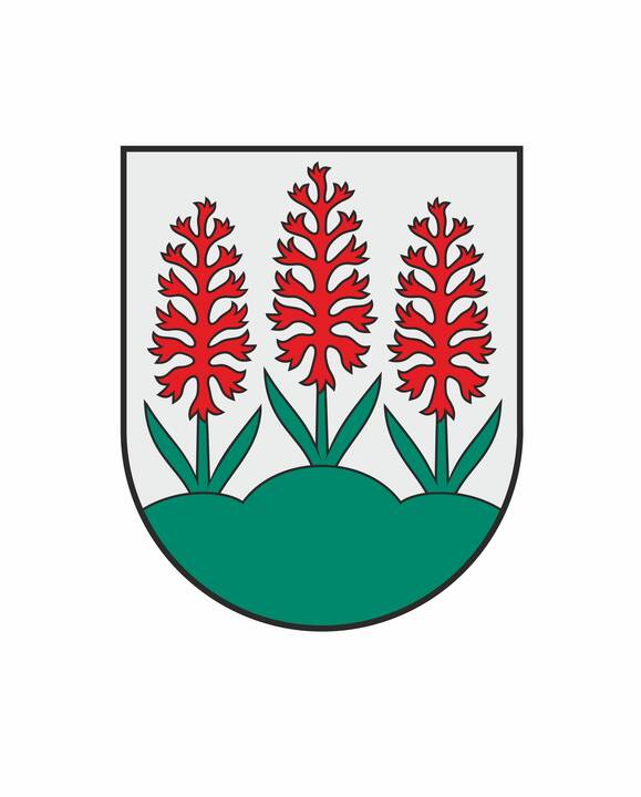Šiuolaikinės bendruomenės norą gyventi švarioje aplinkoje simbolizuoja ir Kauno rajono miestelių herbai, kuriuose į Raudonąją knygą įrašyti paukščiai ar augalai: Neveronių - juodasis gandras, Užliedžių – griežlė, Linksmakalnio – gegužraibė, Rokų – gebenė.