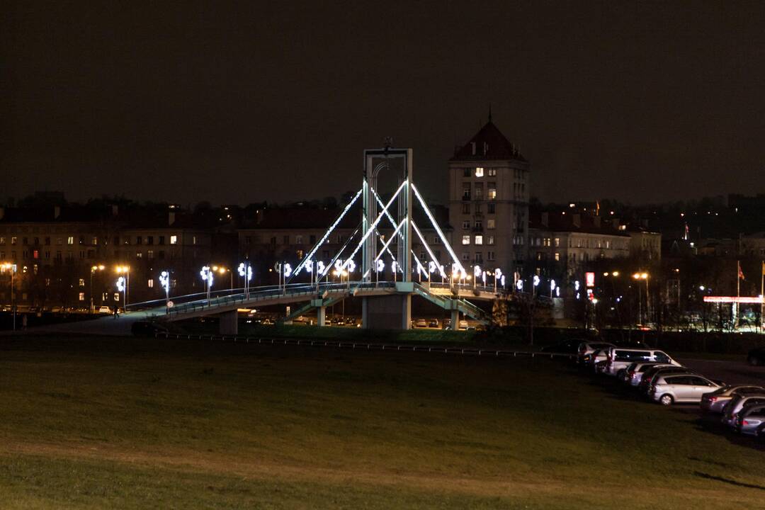 Kaunas pradeda puoštis artėjančioms šventėms