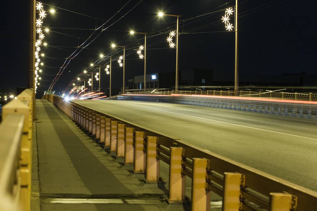 Kaunas pradeda puoštis artėjančioms šventėms