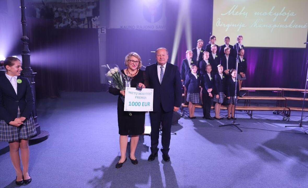Pašaukimas: V.Kanapinskienė sugeba ne tik puikiai perteikti anglų kalbos žinias moksleiviams – mokytoja skleidžia pozityvų požiūrį į gyvenimą.