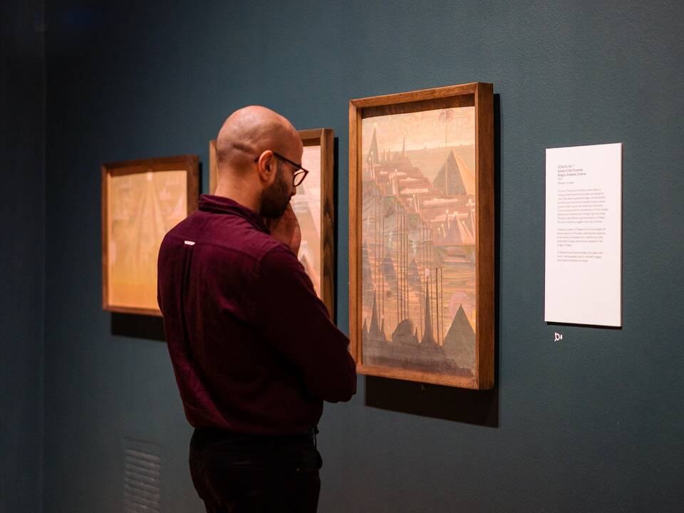 Proga: Dalvičo galerijos lankytojai galėjo apžiūrėti M. K. Čurlionio kūrinius ir susipažinti su kontekstu.