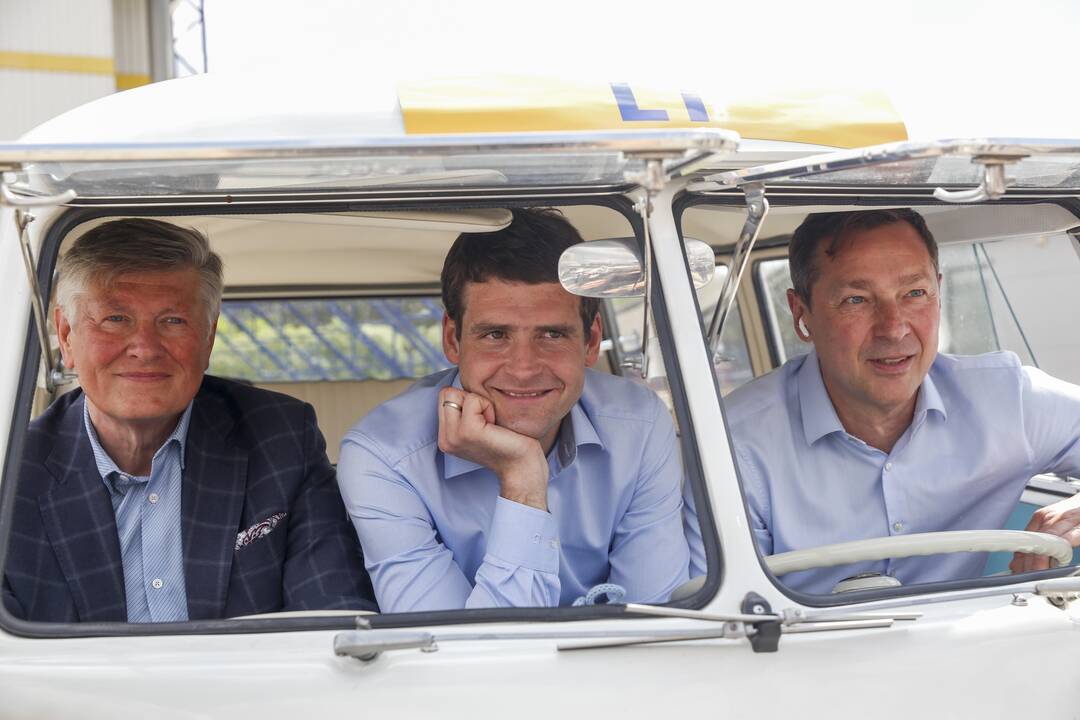 A. Paulauskas (iš kairės), R. Žemaitaitis ir A. Zuokas