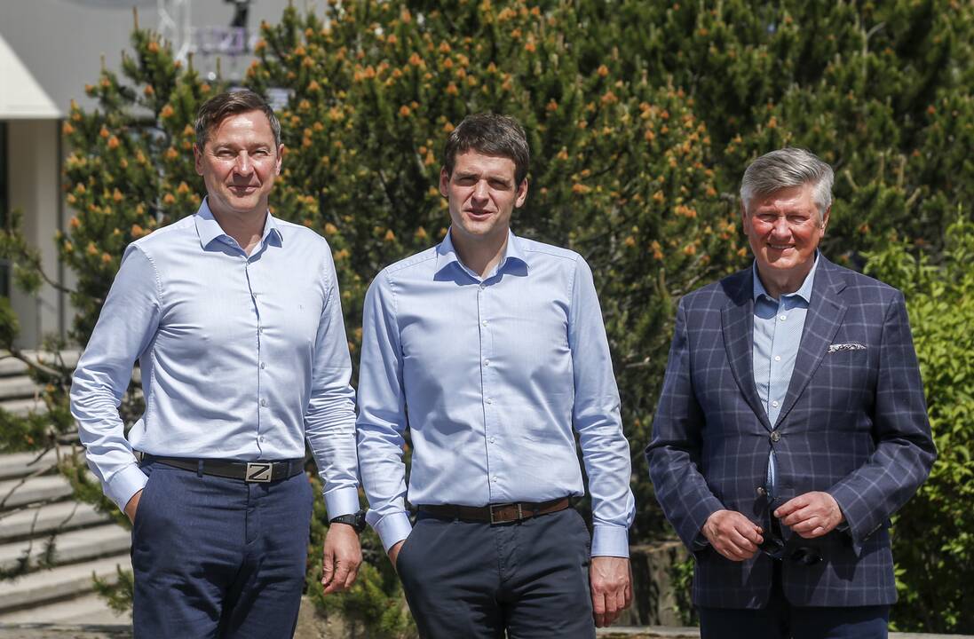 A. Paulauskas (iš kairės), R. Žemaitaitis ir A. Zuokas