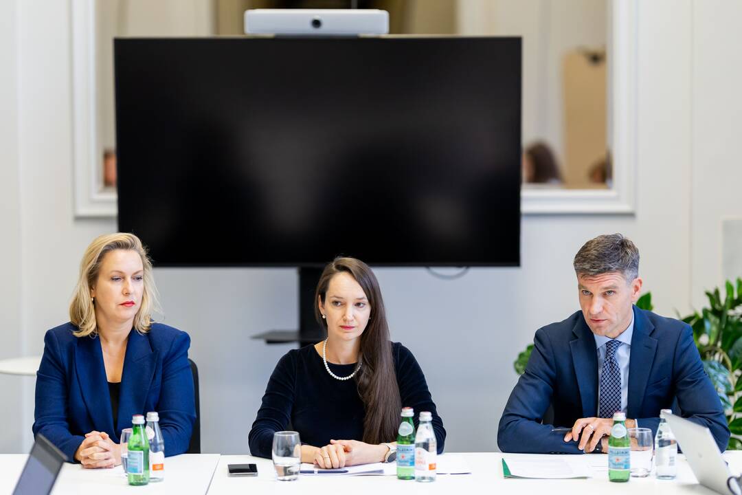 Iš kaitės: Eivilė Čipkutė, Vaida Markevičienė, Simonas Krėpšta
