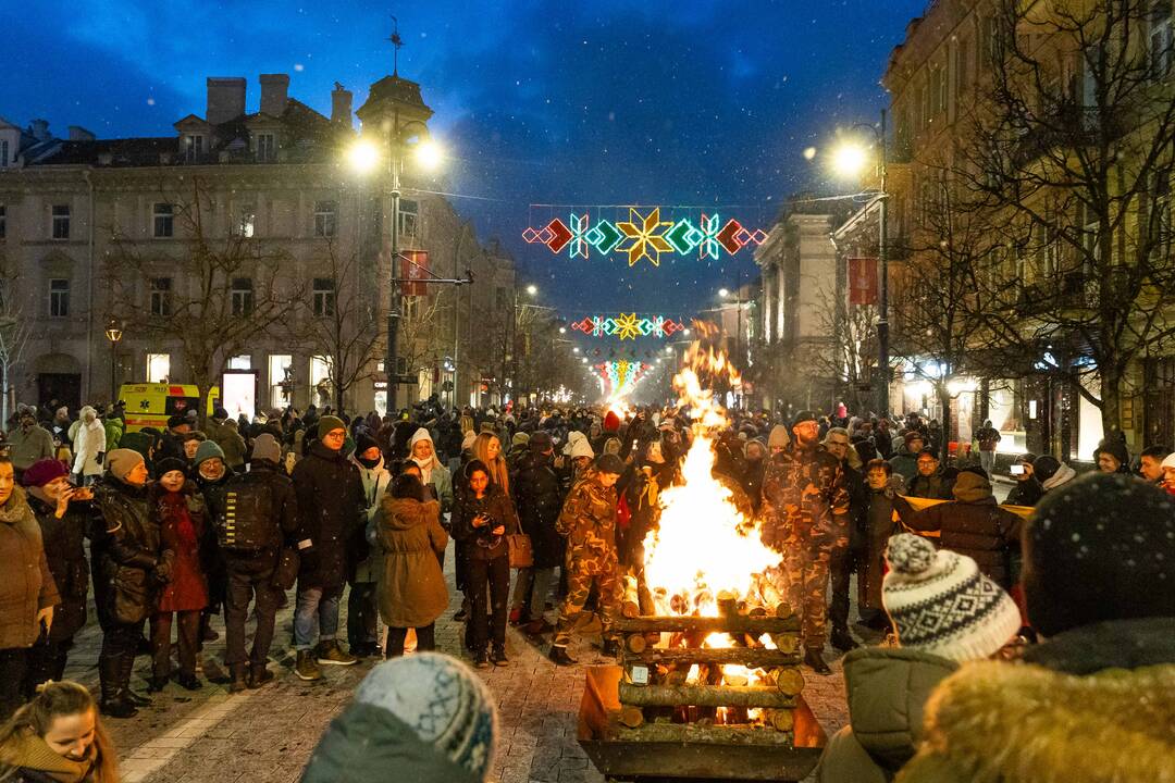 Vilniaus centre uždegti simboliniai laužai
