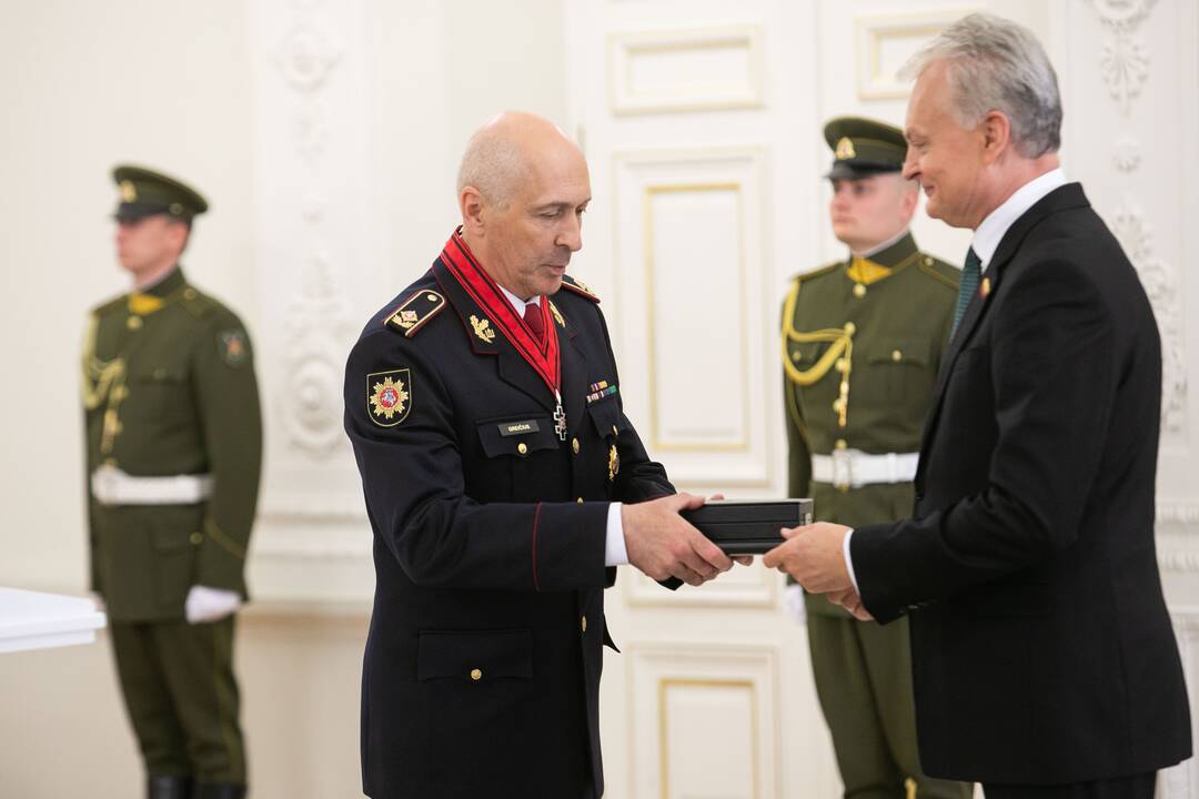 Valstybės apdovanojimų įteikimo ceremonija Lietuvos Prezidento rūmuose