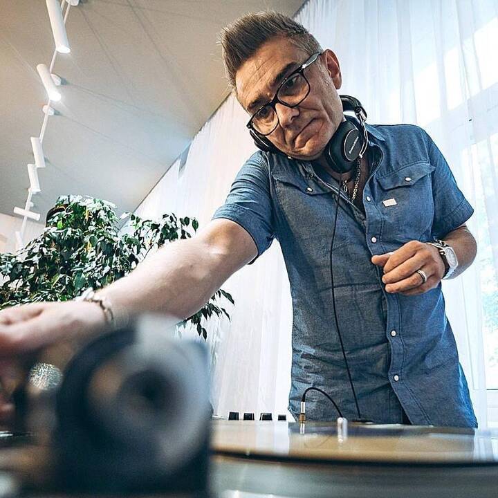 DJ Erichas
