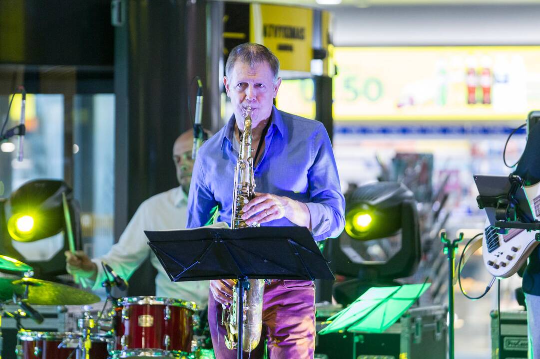 "Kaunas Jazz" koncertas autobusų stotyje