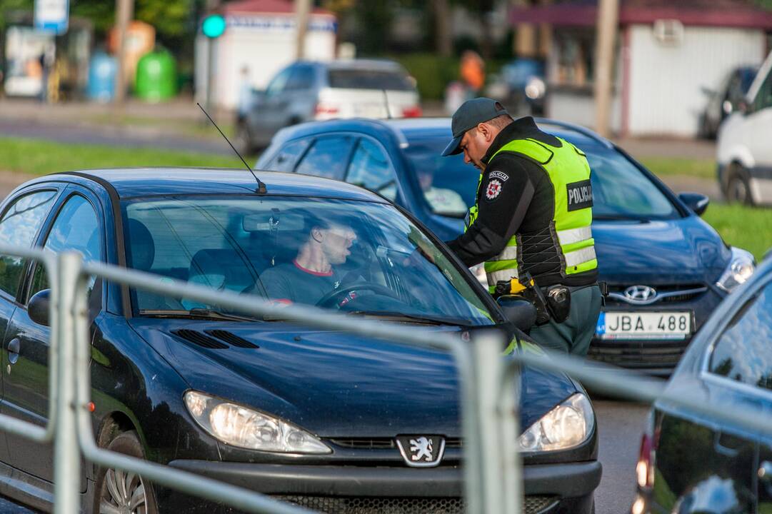 Policijos reidas Taikos prospekte