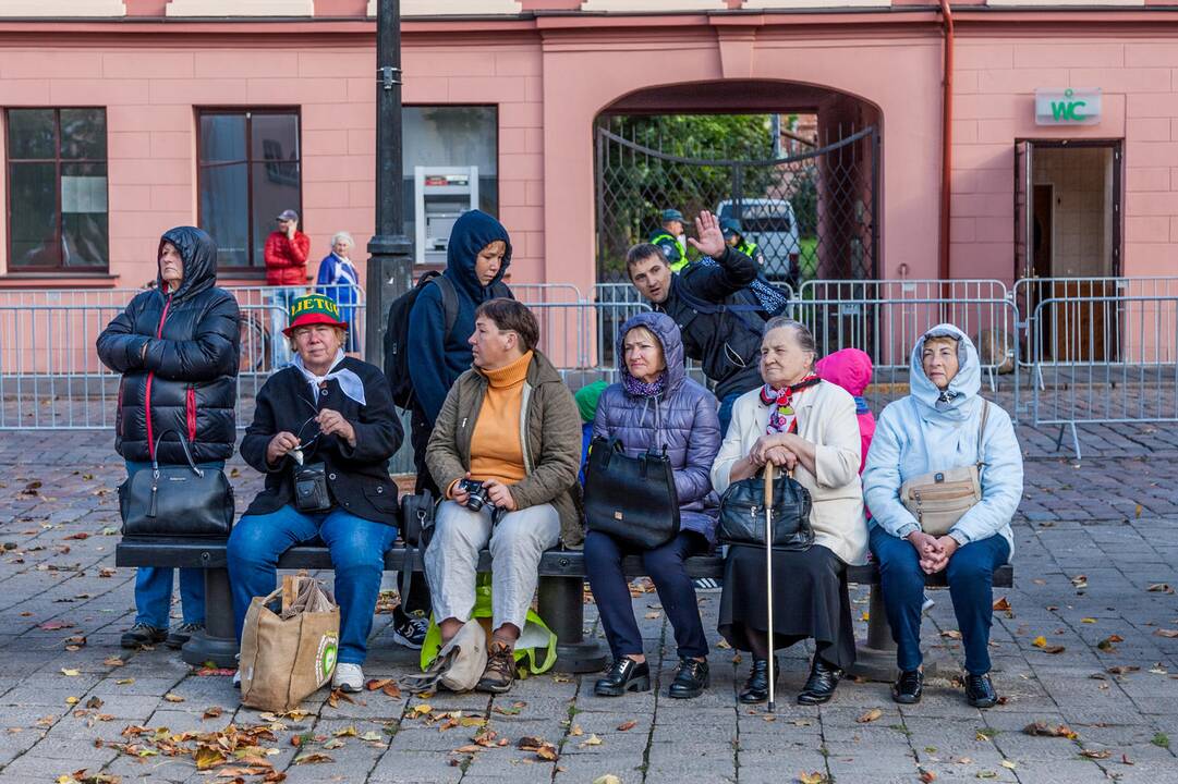 Šventasis Tėvas Kauno rotušės aikštėje