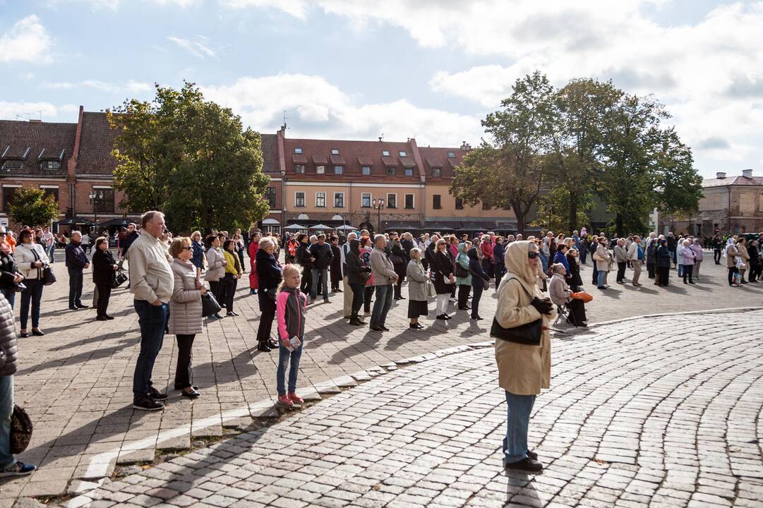 Šventasis Tėvas Kauno rotušės aikštėje