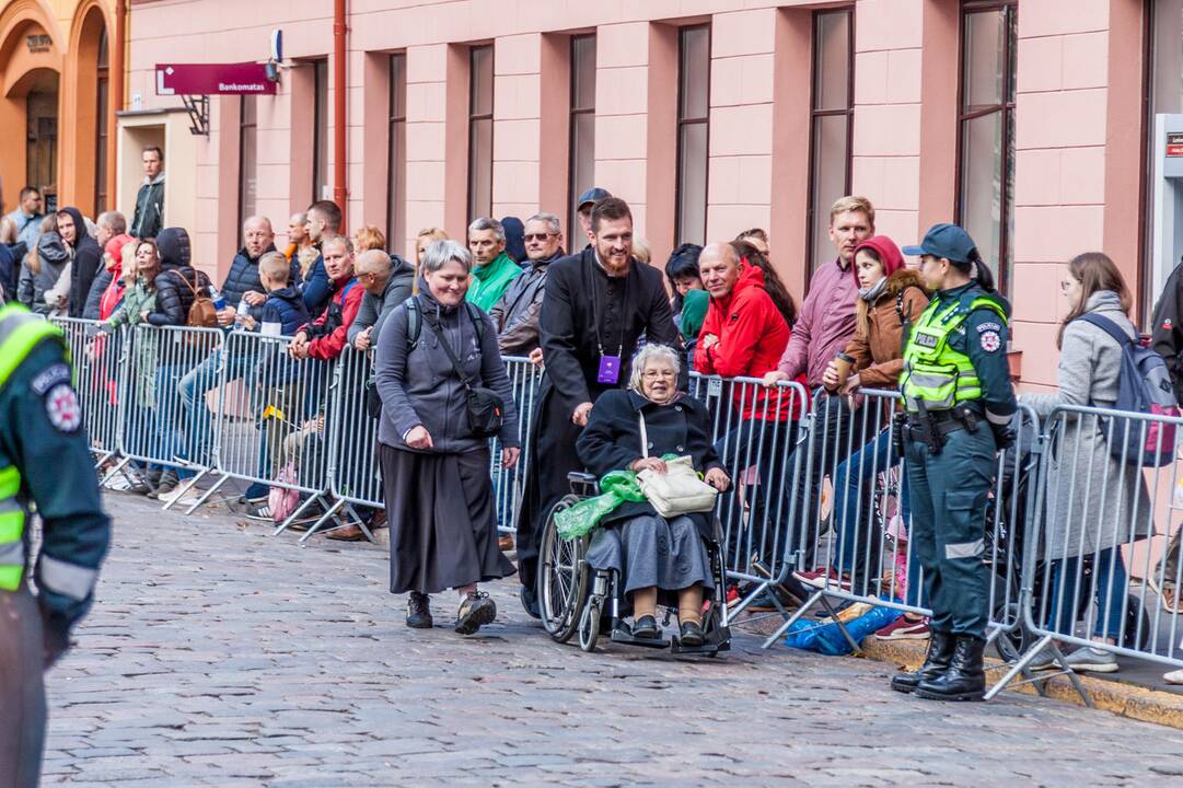 Šventasis Tėvas Kauno rotušės aikštėje