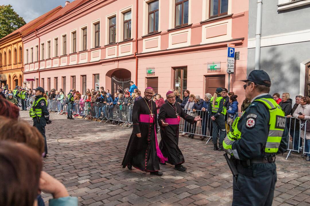 Šventasis Tėvas Kauno rotušės aikštėje