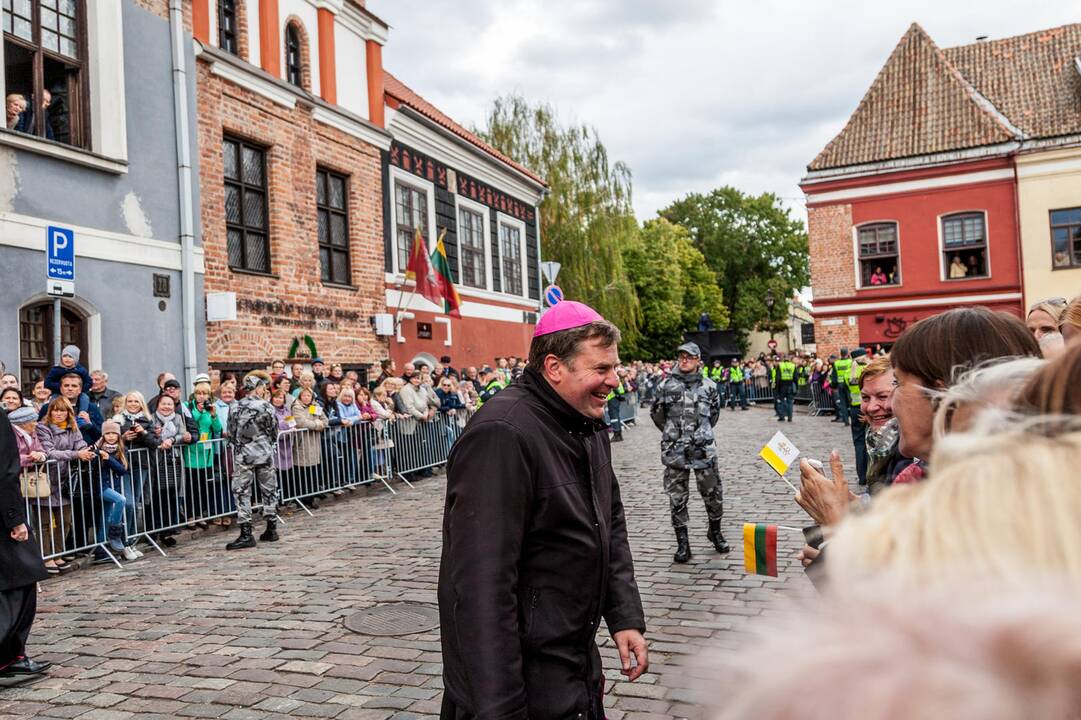 Šventasis Tėvas Kauno rotušės aikštėje