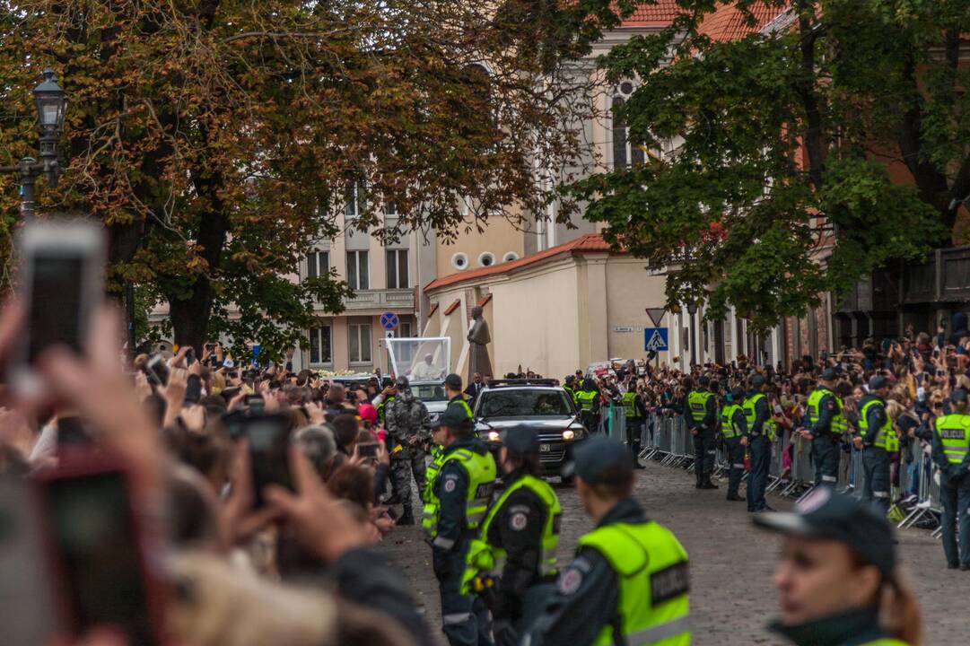 Šventasis Tėvas Kauno rotušės aikštėje