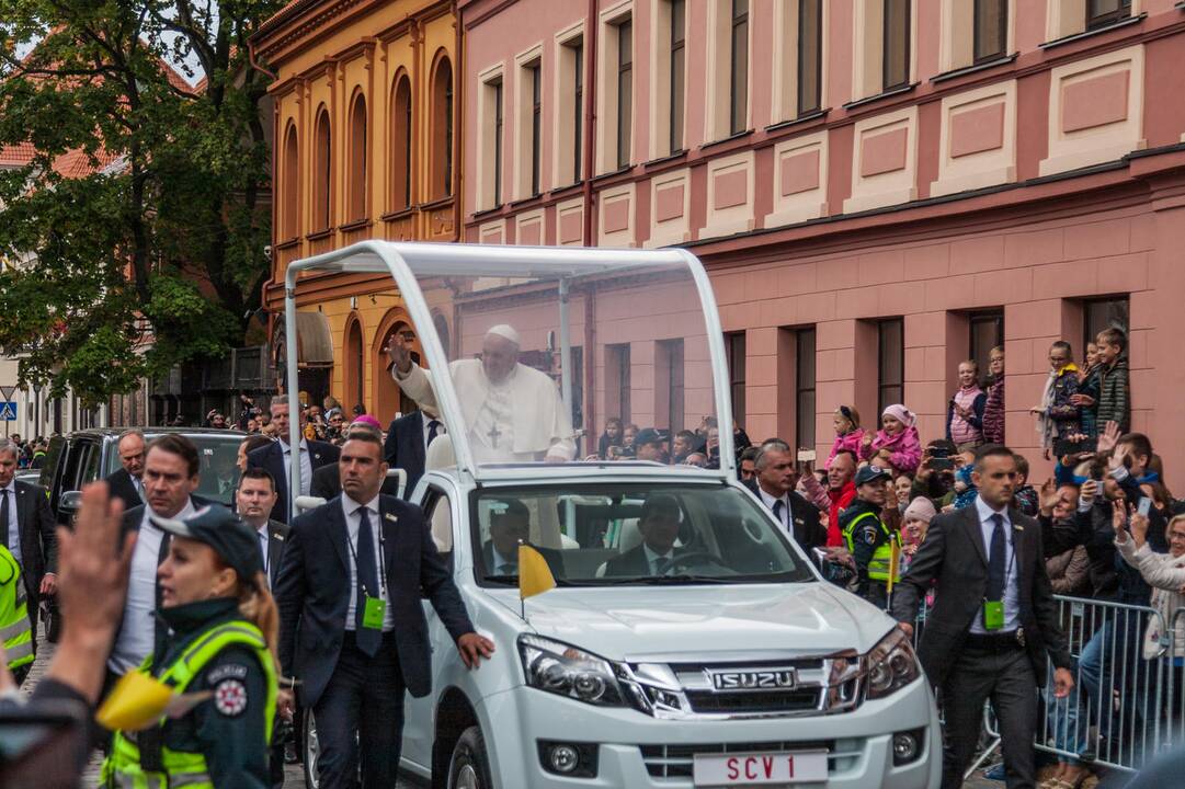 Šventasis Tėvas Kauno rotušės aikštėje